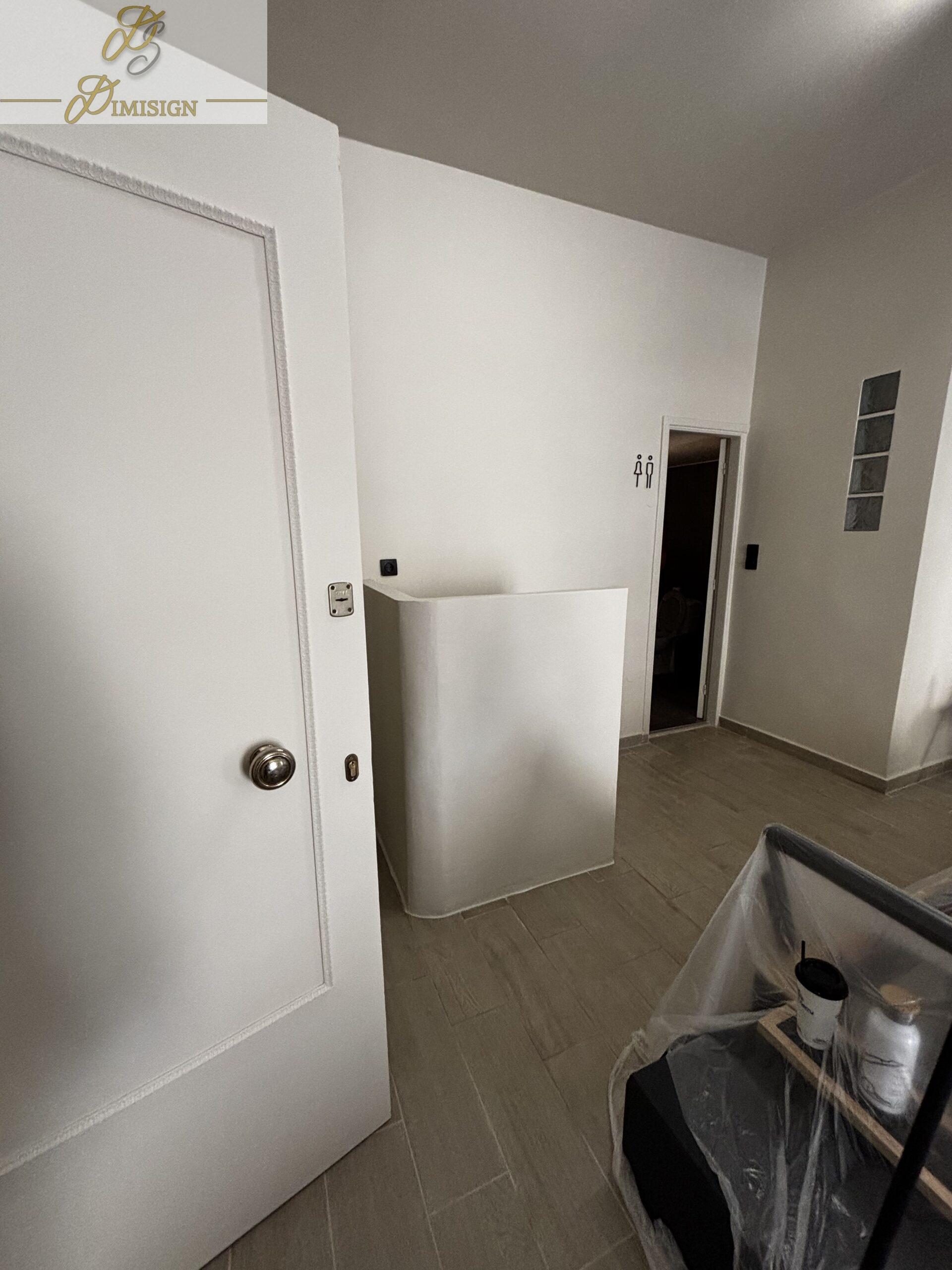 Νέα έργο που ολοκληρώθηκε από την Dimisign στην Νίκαια Αττικής. Studio Pilates -Ανακαίνιση. Κατασκευή Reception